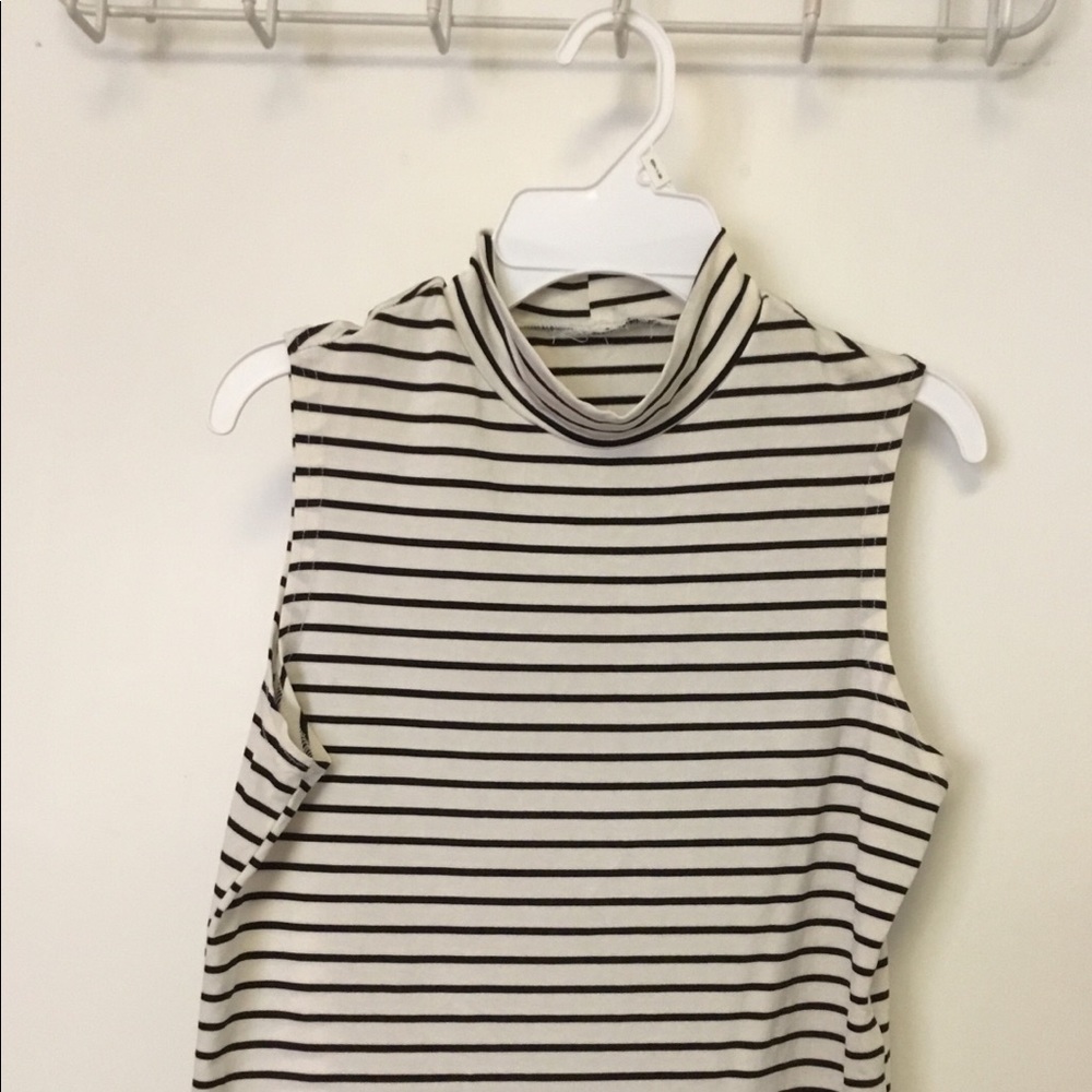 Stretch Turtleneck Striped